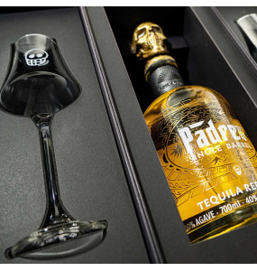 Padre Azul Tequila Reposado Single Barrel 40%, 700ml darčekový box